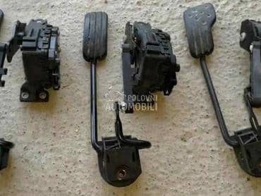 Pedala Gasa Reno Clio2 za Renault Clio