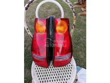 leva i desna stop svetla za Hyundai Matrix