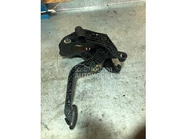 papucica kocnice i kvacila za Ford Fiesta od 2009. do 2017. god.