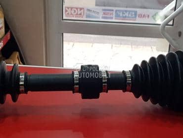 POLUOSOVINA DESNA za Kia Sorento