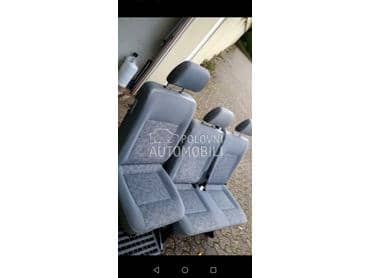 Srednji red sedista T5