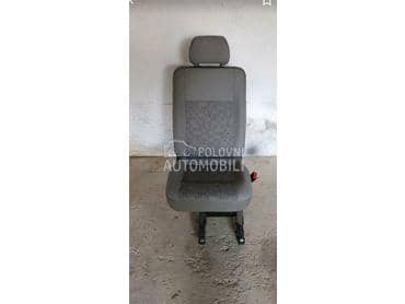 Preklapajuce sediste, 2.red T5