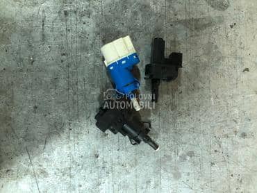 prekidac stop svetla za Ford Mondeo od 2007. do 2014. god.