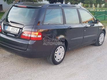 Fiat Stilo 2003. god. -  kompletan auto u delovima