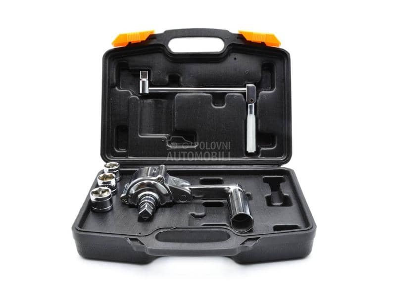 Ključ za skidanje točkova auta