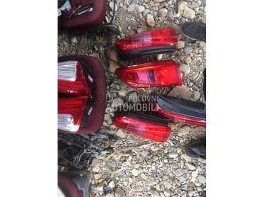 stop svetla za Lancia Musa od 2003. do 2013. god.