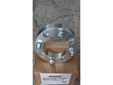 Distanceri za CF moto