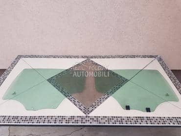 Staklo, prozor za Peugeot 208