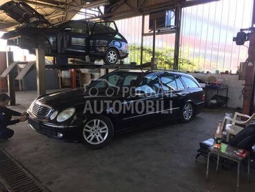 Mercedes Benz E Klasa -  kompletan auto u delovima