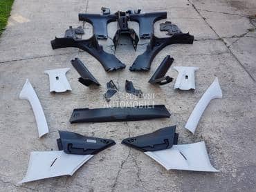 Plastike enterijera za Peugeot 208