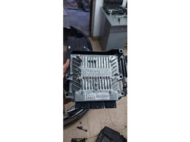 Kompjuter motorni računar za Peugeot 407