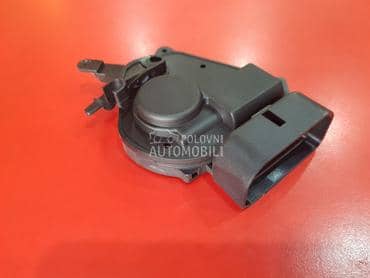 brava vrata za Toyota RAV 4