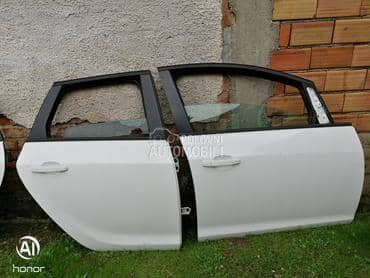 Vrata Astra J karavan za Opel Astra J od 2009. do 2018. god.