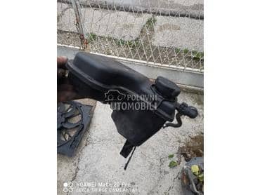 posuda za BMW Serija 5 od 2004. do 2010. god.