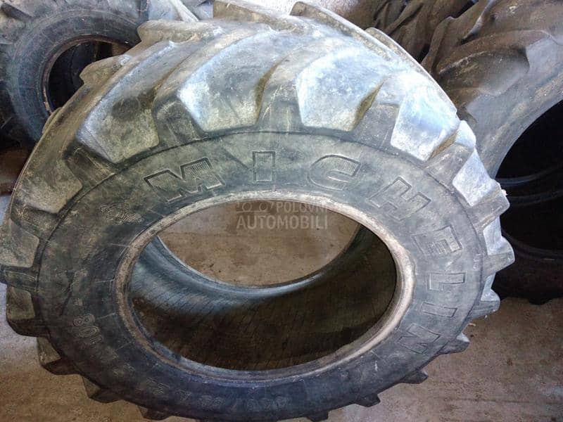 Continental 440/65 R24