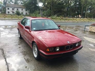 BMW Serija 5 e34 -  kompletan auto u delovima