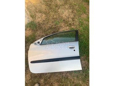 VOZACEVA VRATA SIVA SREBRNA za Peugeot 206