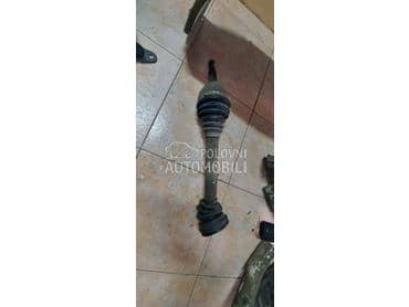 poluosovina leva za Peugeot 407