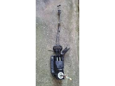 sajle menjaca sa heblom za Peugeot 208