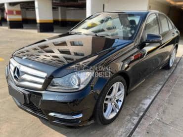 Mercedes Benz C 350 W204 -  kompletan auto u delovima