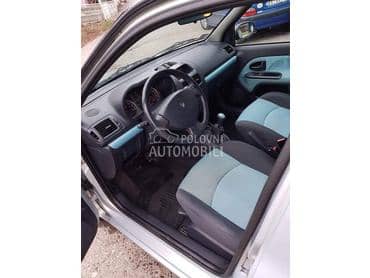 Enterijeri Clio 2 za Renault Clio od 1998. do 2008. god.