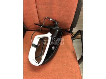 Levi retrovizor za Audi Q5 od 2008. do 2016. god.