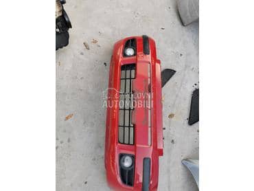 Prednji branik crveni komplet za Fiat Panda od 2004. do 2011. god.