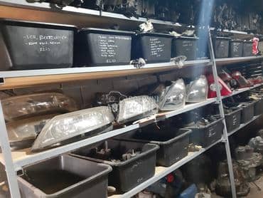 Povoljni delovi za Renault Megane od 2000. do 2012. god.