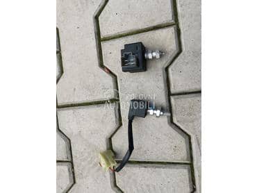 prekidac na pedalama za Kia Sportage od 2003. do 2009. god.