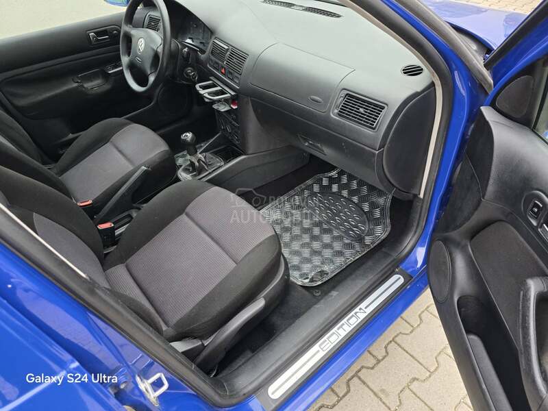 Volkswagen Golf 4 