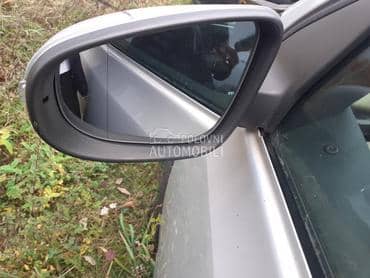 levi retrovizor za Volkswagen Golf 6
