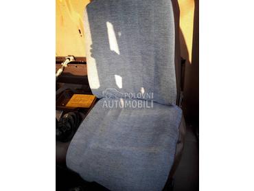 Sediste Mercedes 814, 809