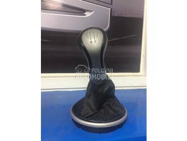 RUCICA MENJACA FABIA 2 za Škoda Fabia