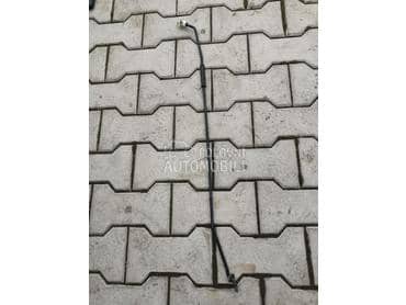 sipka hauba za Honda CR-V od 2007. do 2012. god.