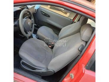PUNTO 3 3V ENTERIJER za Fiat Punto