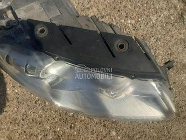 Far desni za Volkswagen Passat B6