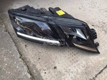 Škoda octavia desni far za Škoda Octavia od 2017. do 2019. god.