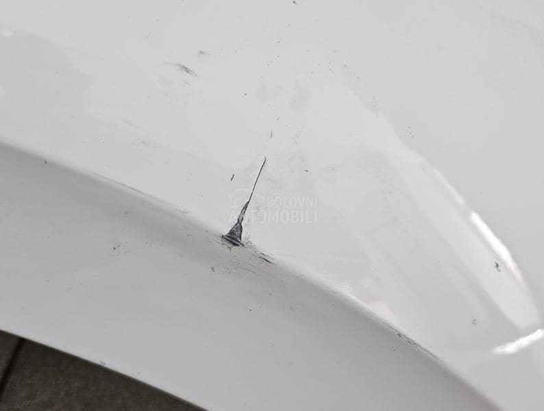 Desno Krilo Blatobran