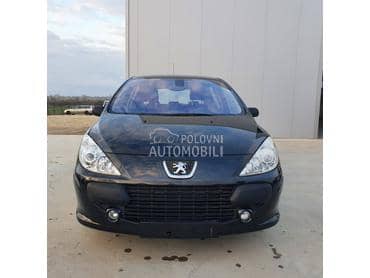 Hauba za Peugeot 307 od 2001. do 2009. god.