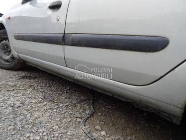 Prag - sajtna za Renault Clio