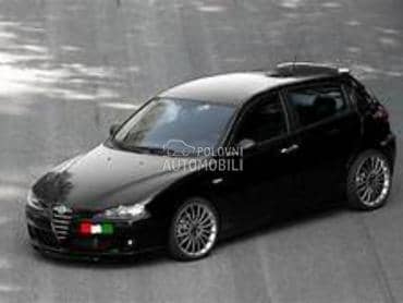 Alfa Romeo 147 -  kompletan auto u delovima