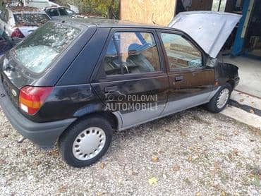 Ford Fiesta 1.4b 1991. god. -  kompletan auto u delovima