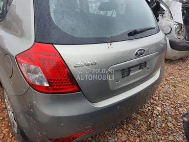 Kia cee`d -  kompletan auto u delovima