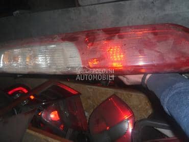 stop svetlo za Ford Fiesta