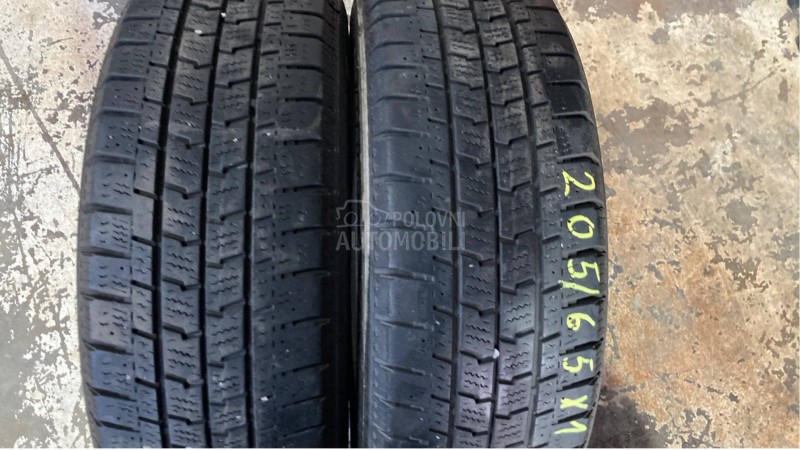 Goodyear 205/65 R16 Zimska
