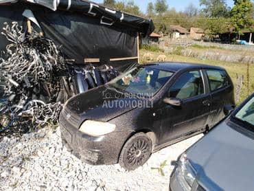 Branik za Fiat Punto od 2004. do 2010. god.