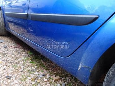 Prag - sajtna za Renault Megane