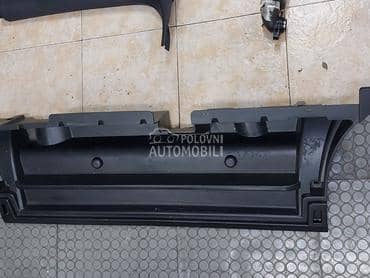 Poklopacroletna polica gepeka za Peugeot 308