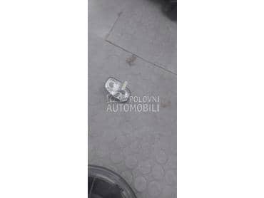 Brava bravica za Peugeot 308