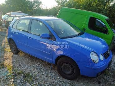 Volkswagen Polo 2003. god. -  kompletan auto u delovima
